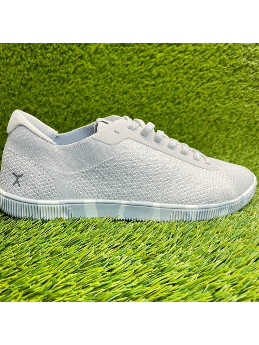 Flux Footwear Adapt Trainer Gray Mens Size 9.5 Athletic Walking Shoes Sneakers
